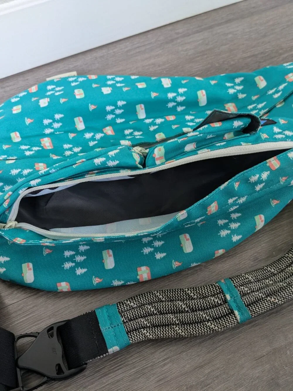 Kavu Rope Sling, Teal Camping Print
